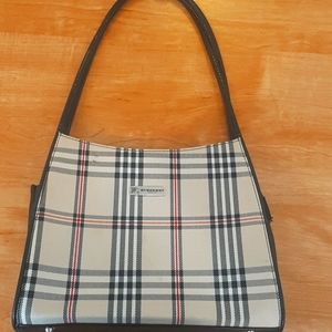 Burberry purse